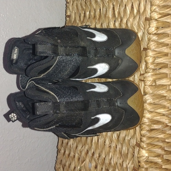 Nike LeBron James Soldier 10 GS 'Black Metallic Dark Grey'- Size 12 - Picture 3 of 6